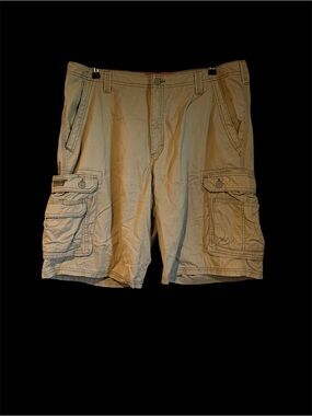 Lee Dungarees Men’s Cargo Shorts Tan Size 38 Used